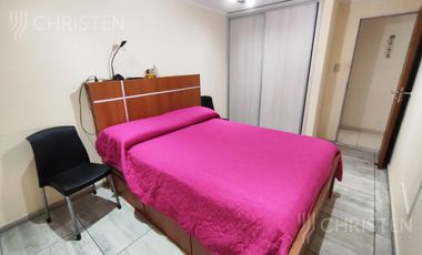 Casa en venta de 3 habitaciones cochera patio y pileta en barrio Sargento Cabral