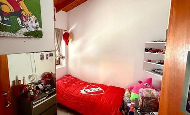 Hermosa casa tipo cabaña con pileta en barrio cerrado!!