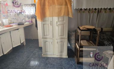 CASA Y DEPTO AL FONDO VENTA