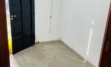 CASA Y DEPTO AL FONDO VENTA