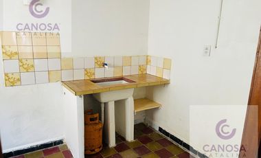 CASA Y DEPTO AL FONDO VENTA