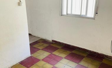 CASA Y DEPTO AL FONDO VENTA