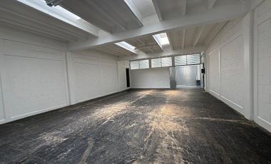 Renta Bodega Industrial, 110m2, Granjas México, Iztacalco, CDMX