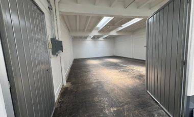 Renta Bodega Industrial, 110m2, Granjas México, Iztacalco, CDMX