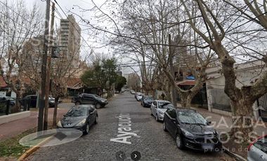Casa en venta en Lomas De Zamora a refaccionar