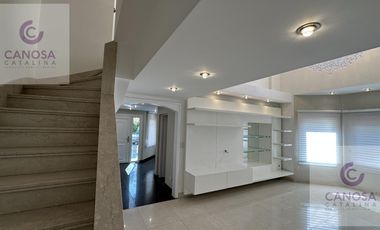 VENTA - Casa en Saint Thomas -Canning