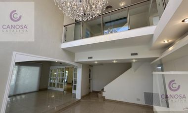 VENTA - Casa en Saint Thomas -Canning