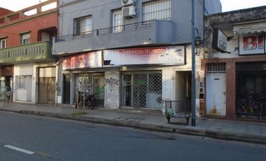 VENTA LOCAL EN MUNRO