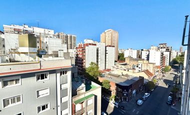 Departamento 2 Ambientes Reciclado-Balcon Al Frente-Plaza Colon-Mar Del Plata