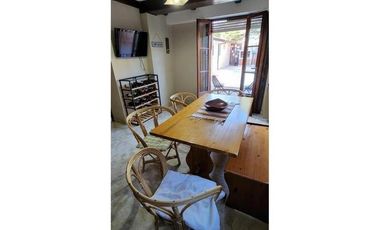 Chalet. z/ Punta Mogotes. Impecable.
