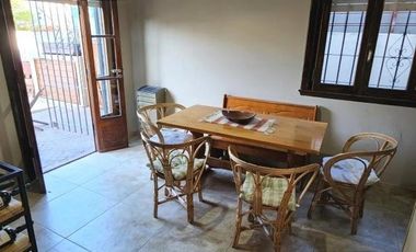Chalet. z/ Punta Mogotes. Impecable.