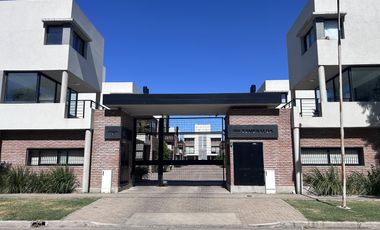 Venta departamento Baigorria PH Esmeralda 1 dormitorio cochera parrillero