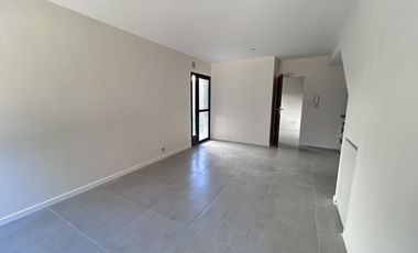 Venta departamento Baigorria PH Esmeralda 1 dormitorio cochera parrillero