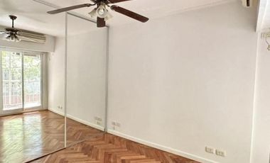 Venta 4 Ambientes con Balcón Aterrazado y Cochera en Belgrano R – Muy Luminoso, Apto Crédito