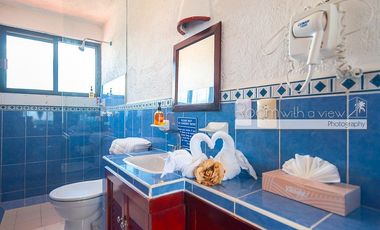 La Bahia 1 bed Beachfront Penthouse