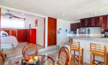 La Bahia 1 bed Beachfront Penthouse