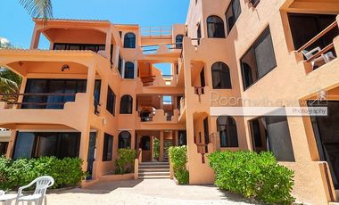 La Bahia 1 bed Beachfront Penthouse