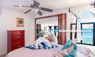 La Bahia 1 bed Beachfront Penthouse