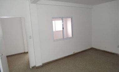 Local con oficinas venta centro Neuquén