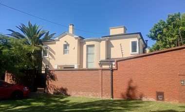 Venta casa 4 Amb - Don Torcuato - Tigre - B° El Triángulo - Apto crédito -