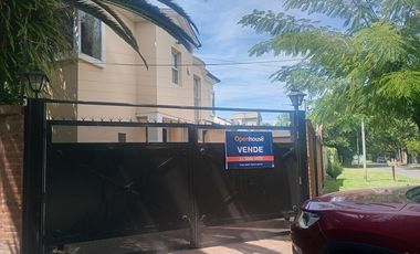 Venta casa 4 Amb - Don Torcuato - Tigre - B° El Triángulo - Apto crédito -