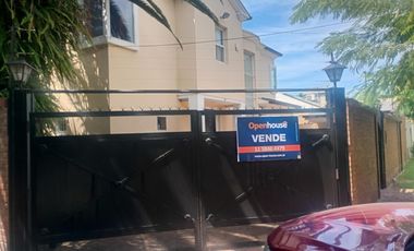 Venta casa 4 Amb - Don Torcuato - Tigre - B° El Triángulo - Apto crédito -