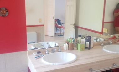 Venta casa 4 Amb - Don Torcuato - Tigre - B° El Triángulo - Apto crédito -