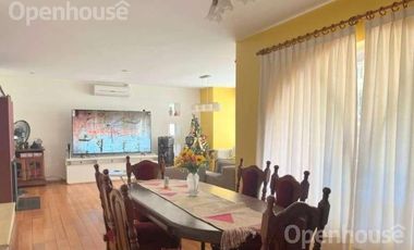 Venta casa 4 Amb - Don Torcuato - Tigre - B° El Triángulo - Apto crédito -