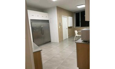 Se vende o Alquila Apto en.Torre del.Parque