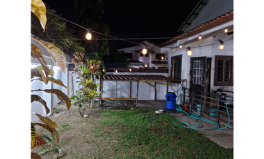SE VENDE CASA EN LAS CUMBRES PH QUINTAS DEL LAGO CON TERRAZA Y PATIO