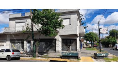 EXCELENTE LOCAL A METROS AV. JOSE MARIA PAZ EN ALQUILER