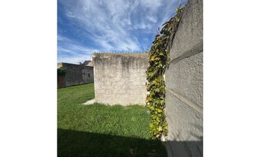 PH Interno con casa, C. 77 e 22 y 23, replantear un proyecto.