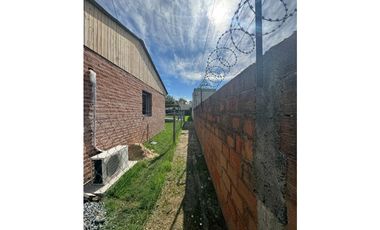 PH Interno con casa, C. 77 e 22 y 23, replantear un proyecto.