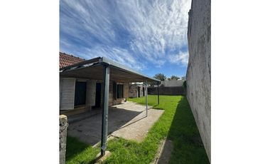PH Interno con casa, C. 77 e 22 y 23, replantear un proyecto.