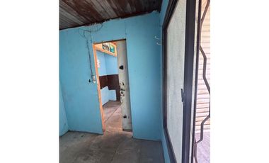 PH Interno con casa, C. 77 e 22 y 23, replantear un proyecto.