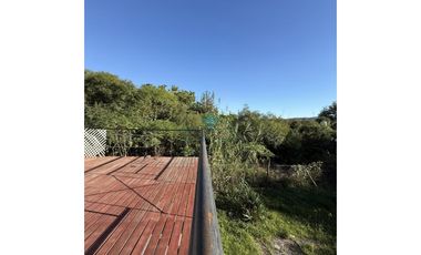 VENTA -CASA 1 DORMITORIO + GRAN VESTIDOR - ASCOCHINGA