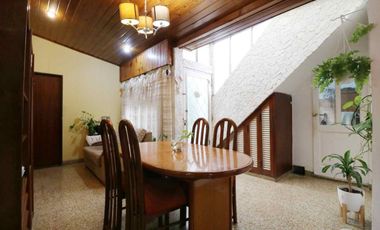 VENTA CASA MULTIFAMILIAR COCHERA TERRAZA en MADERO