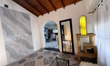 Casa 5 Ambientes VENTA Villa Luzuriaga Garage