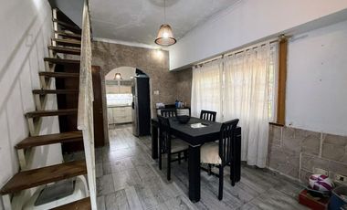 Casa 5 Ambientes VENTA Villa Luzuriaga Garage