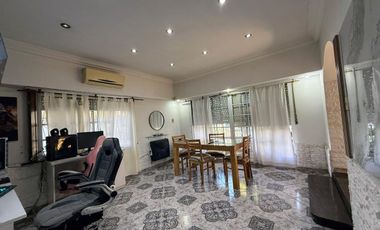 Casa 5 Ambientes VENTA Villa Luzuriaga Garage