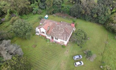 Casa quinta en Rio Blanco, Campo Quijano