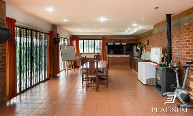 Casa en venta de 1200m2 ubicado en Vaqueros