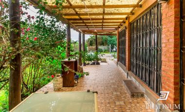 Casa en venta de 1200m2 ubicado en Vaqueros