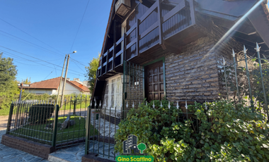 Casa Alpina + Dpto. 2 amb. en venta c/ cochera en General Rodríguez