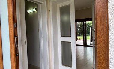 Casa en venta c/ cochera en Rafaela