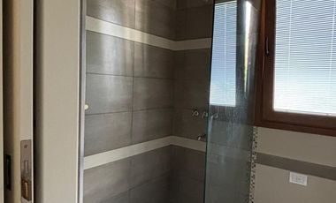 Casa en venta c/ cochera en Rafaela