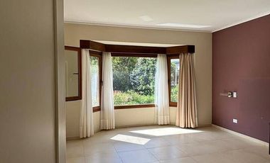 Casa en venta c/ cochera en Rafaela