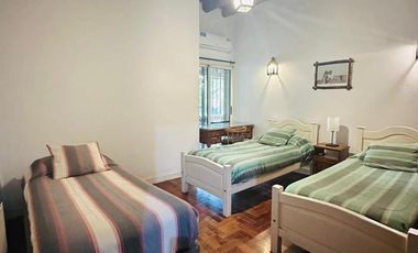 Hermosa Casa Chacras de Coria