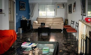 Departamento dúplex 6 ambientes con cochera en Belgrano, impecable apto crédito