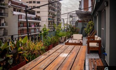 Departamento dúplex 6 ambientes con cochera en Belgrano, impecable apto crédito